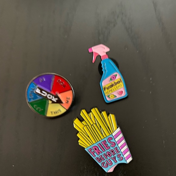 Statement Pins - Picture 3 of 4